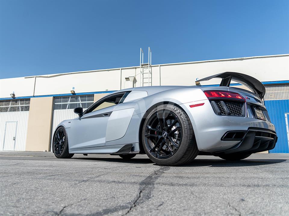 Alternative view of RW Carbon Audi R8 4S Carbon Fiber Side Skirt Winglets