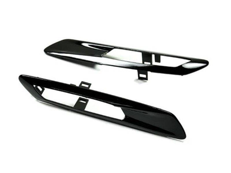Alternative view of RW Carbon BMW F10 Gloss Black Fender Light Trim