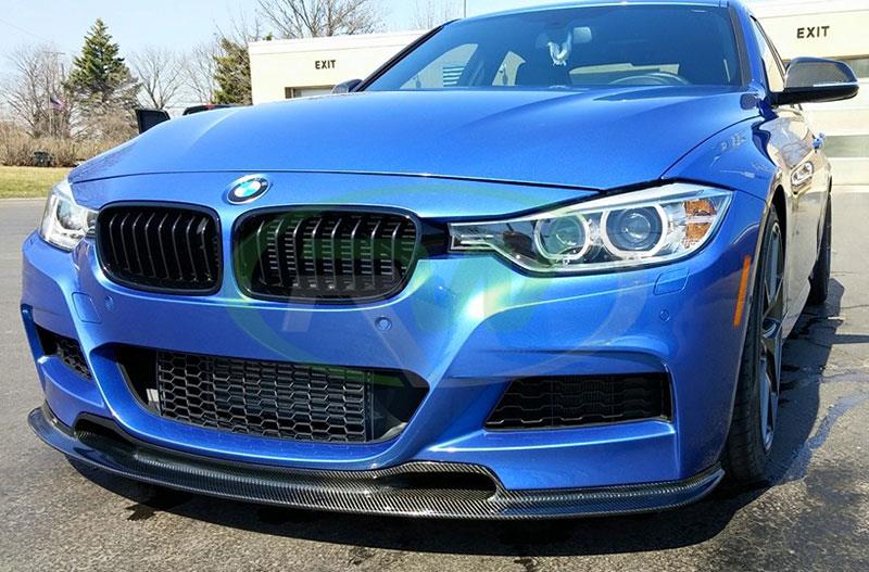 Alternative view of RW Carbon BMW F30 F31 Gloss Black Grilles