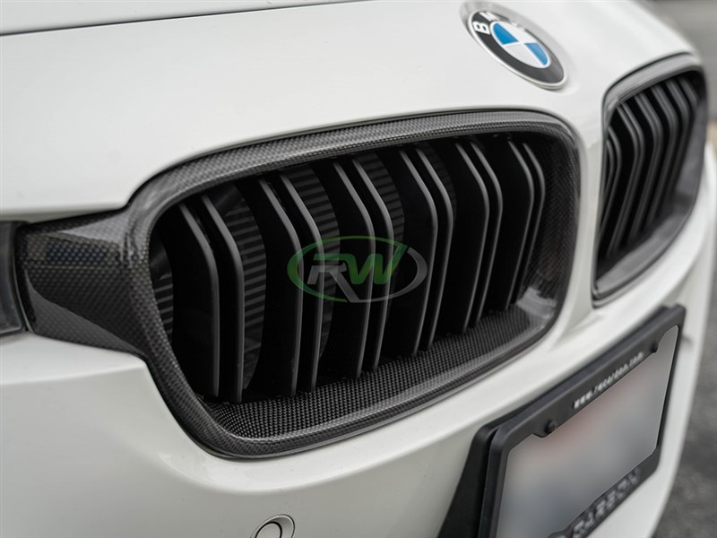 Alternative view of RW Carbon BMW F30/F31 Double Slat Carbon Fiber Grilles