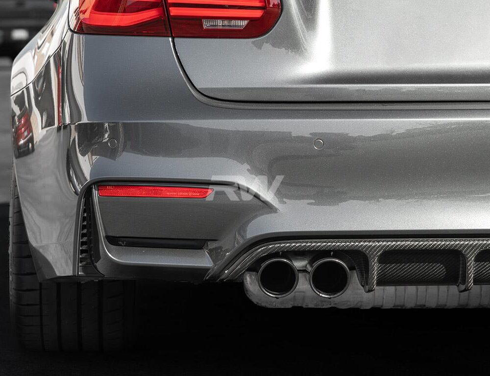 Alternative view of RW Carbon BMW F8X M3 & M4 CF Performance Style Diffuser