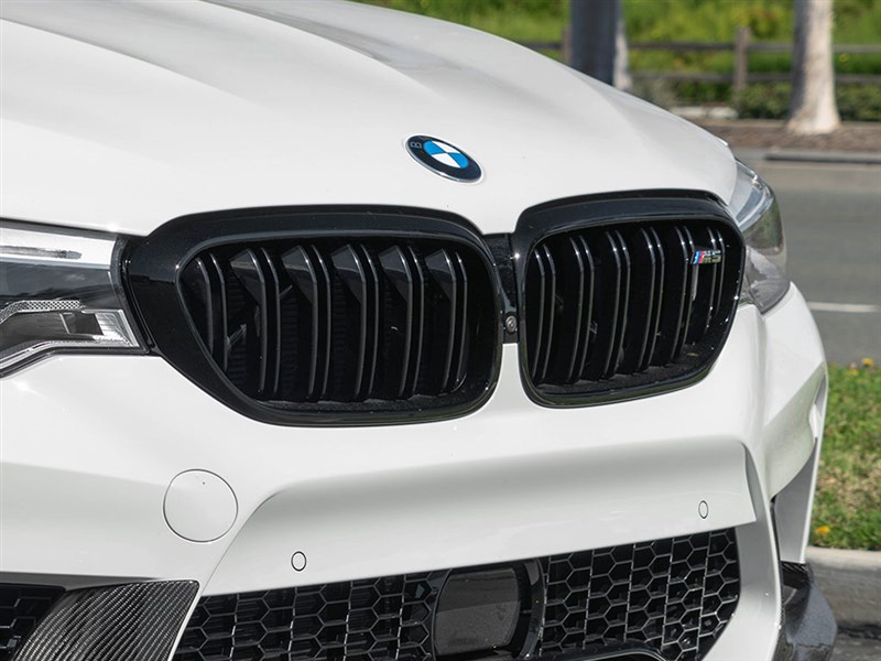RW Carbon BMW F90 M5 Gloss Black Grille Surrounds