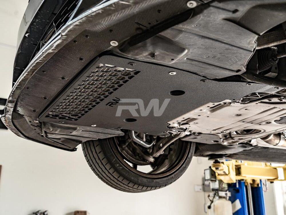 RW Carbon BMW F90 M5 Oil Cooler Guard - Image 4