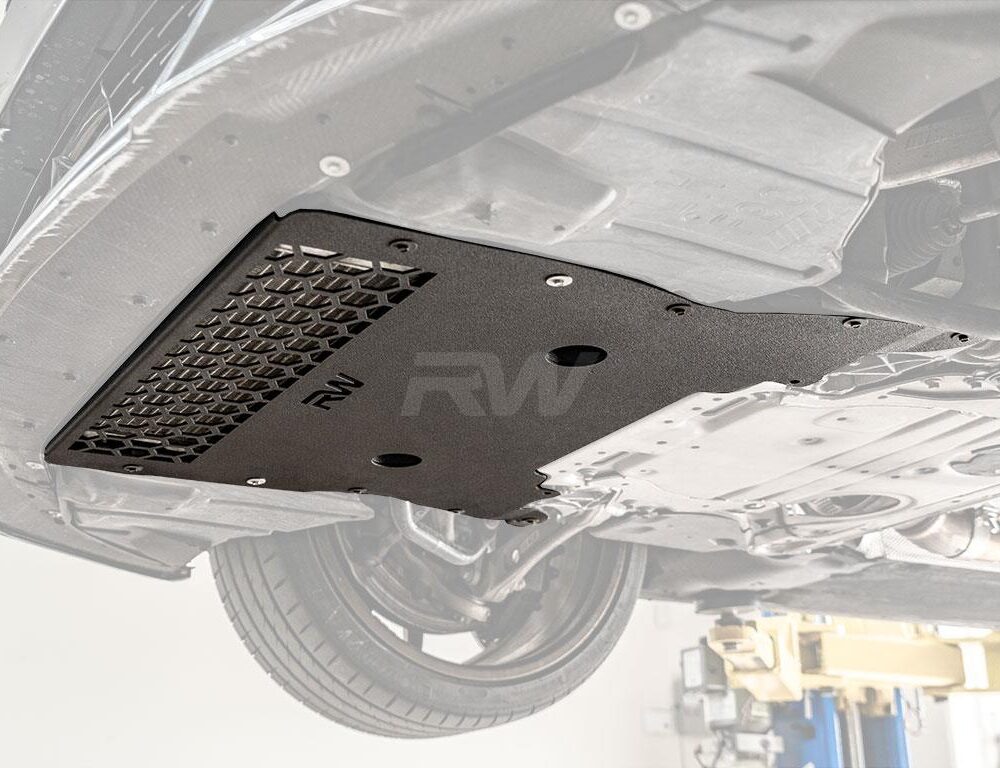 RW Carbon BMW F90 M5 Oil Cooler Guard