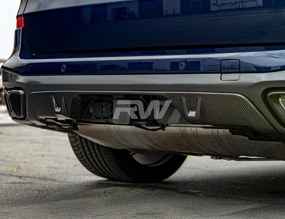 Alternative view of RW Carbon BMW G05 X5 Tow Package Carbon Fiber Diffuser