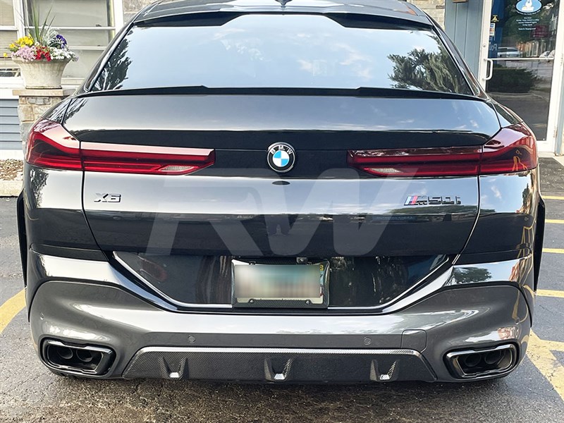 Alternative view of RW Carbon BMW G06 X6 Carbon Fiber Diffuser