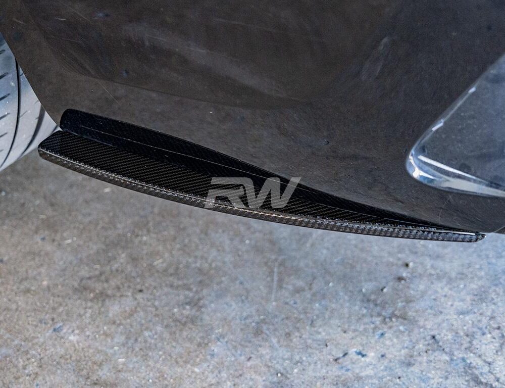 Alternative view of RW Carbon BMW G20 Carbon Fiber Rear Bumper Splitters