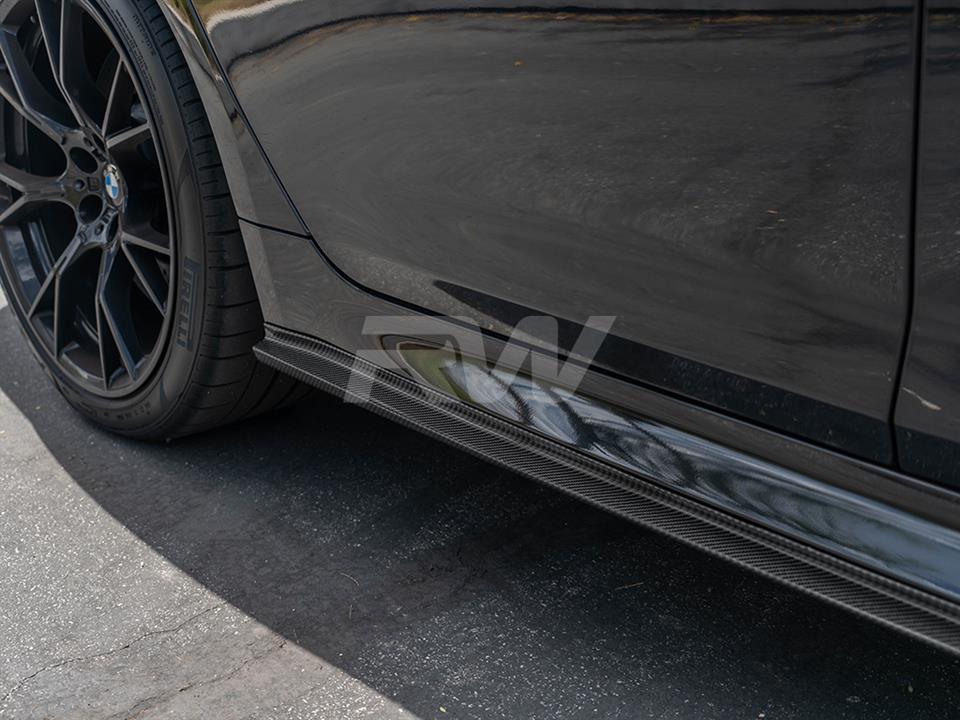 Alternative view of RW Carbon BMW G30 F90 3D Style CF Side Skirt Extensions