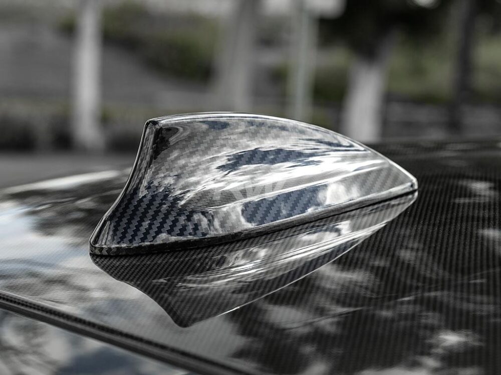 RW Carbon BMW G30 G31 G32 F90 Carbon Fiber Antenna Cover - Image 4