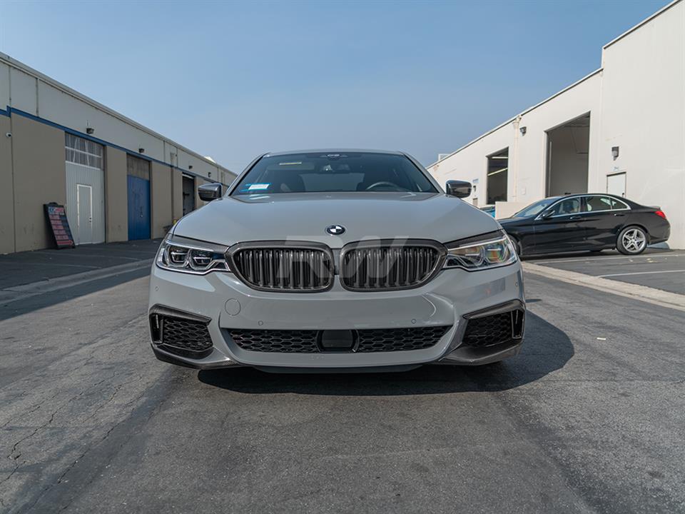Alternative view of RW Carbon BMW G30 Performance Carbon Fiber Style Splitters