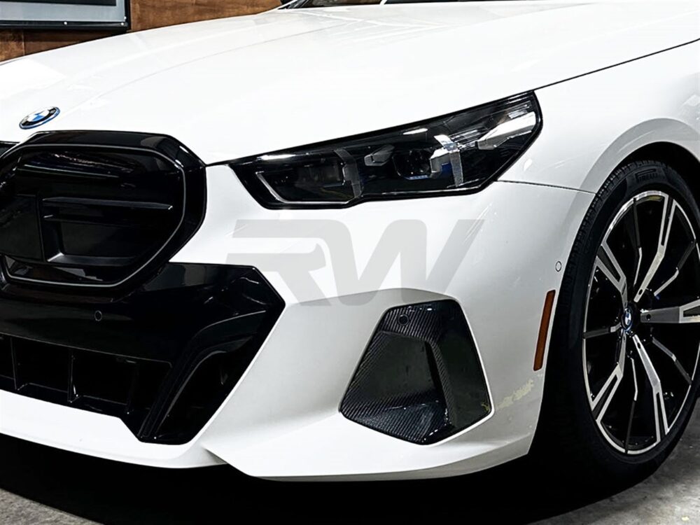 RW Carbon BMW G60 5 Series Carbon Fiber Front Duct Trims - Image 2