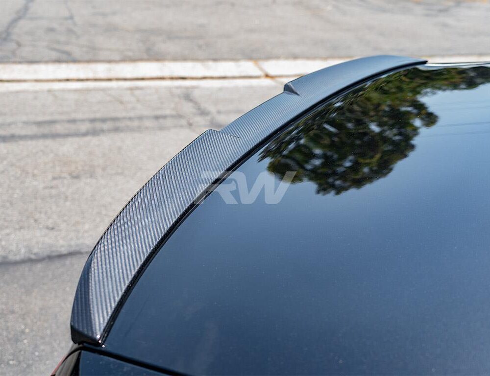 Alternative view of RW Carbon BMW G60 G90 Performance Style CF Trunk Spoiler