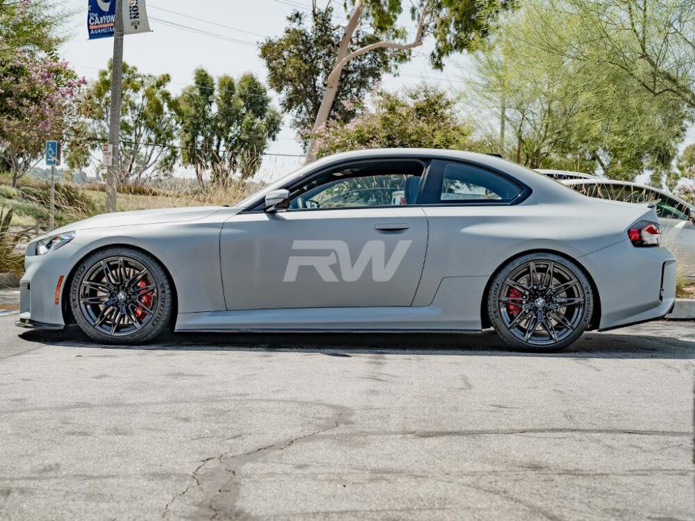 RW Carbon BMW G87 M2 RWS Dry CF Side Skirt Extensions - Image 8