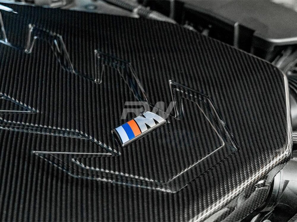 RW Carbon BMW G90/G99 M5 Carbon Fiber Engine Cover - Image 3