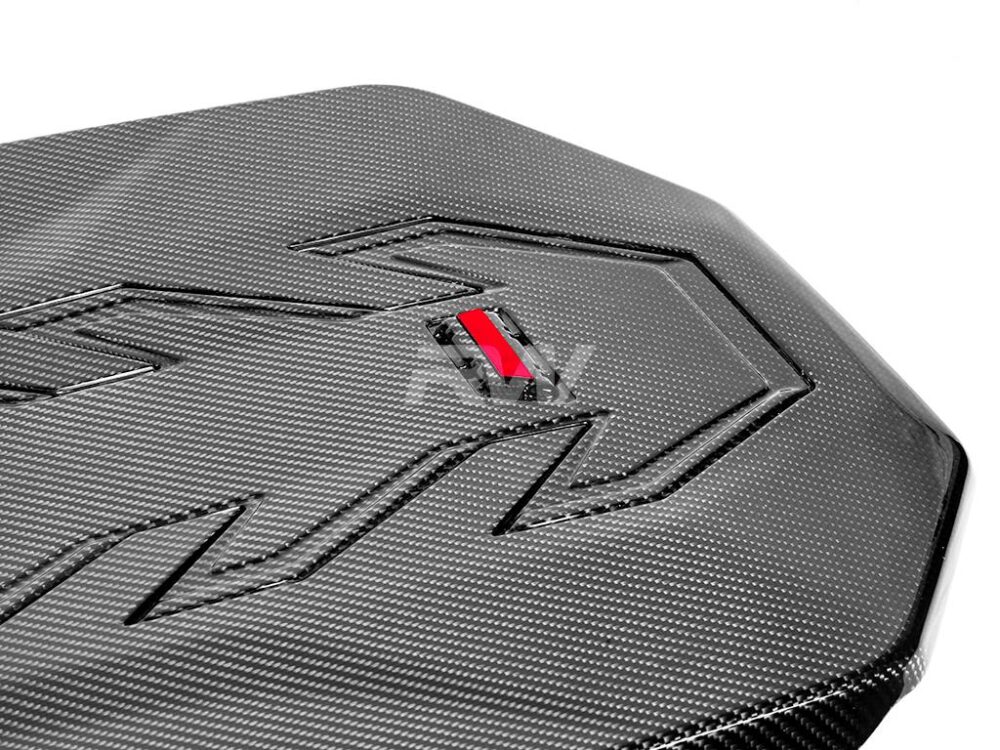 RW Carbon BMW G90/G99 M5 Carbon Fiber Engine Cover - Image 4