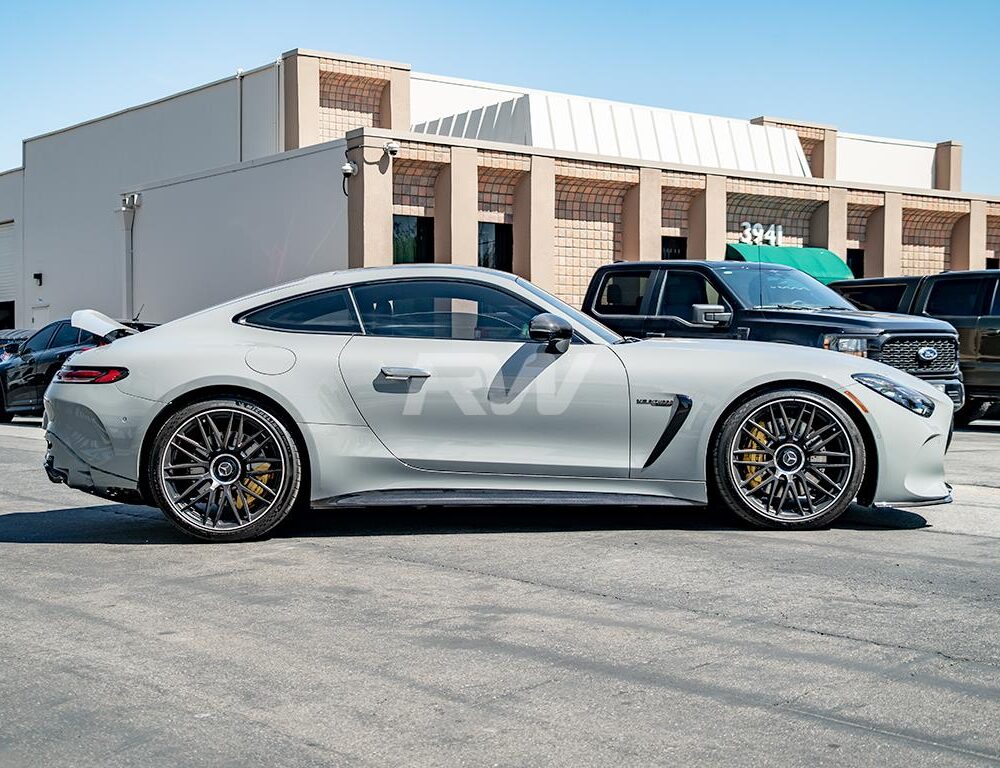 Alternative view of RW Carbon Mercedes C192 GT55 GT63 RWS CF Side Skirts