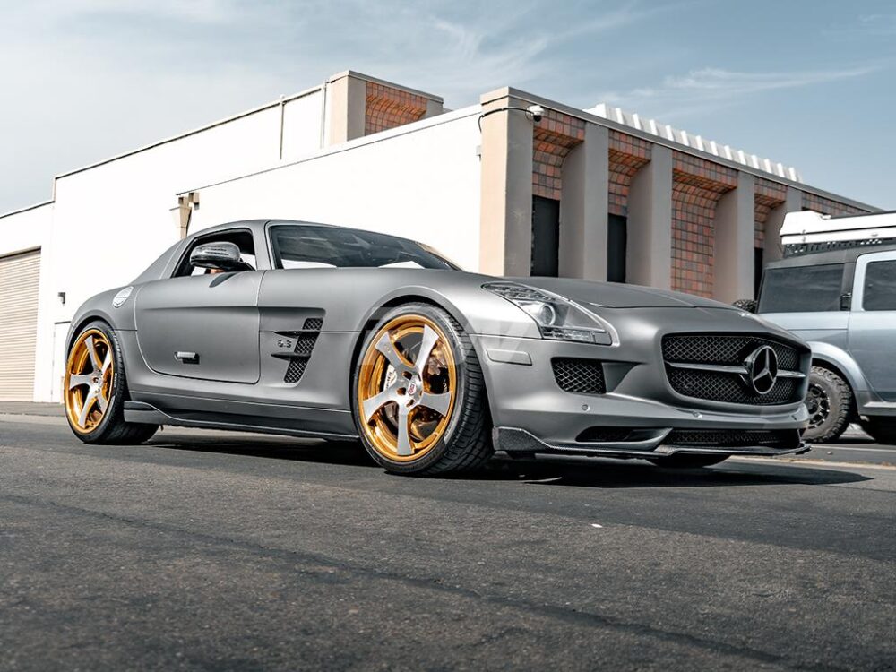 RW Carbon Mercedes SLS Renn Style CF Side Skirt Extensions - Image 4