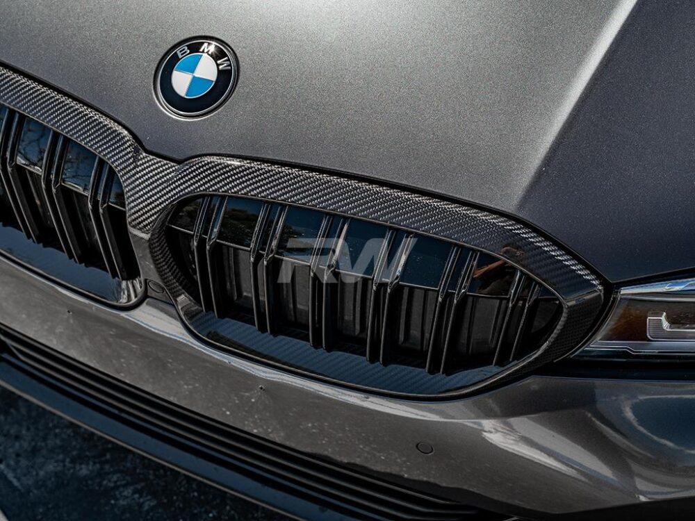 RW Carbon RW Carbon BMW G01 X3 G02 X4 LCI Carbon Fiber Grille Surround - Image 9