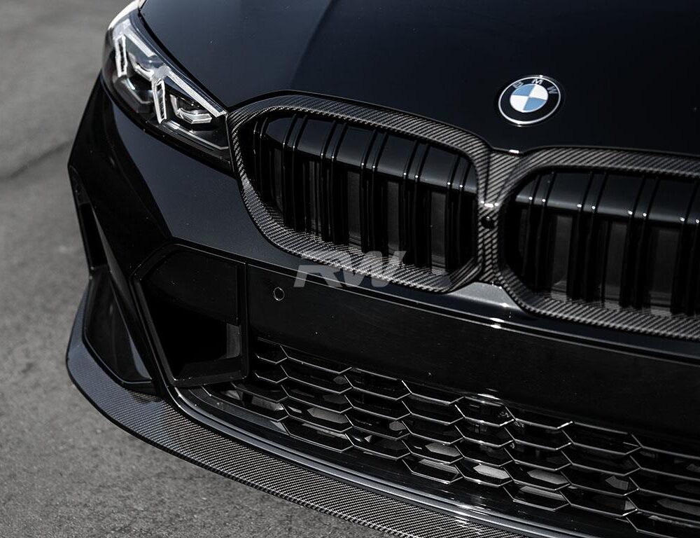 Alternative view of RW Carbon RW Carbon BMW G01 X3 G02 X4 LCI Carbon Fiber Grille Surround