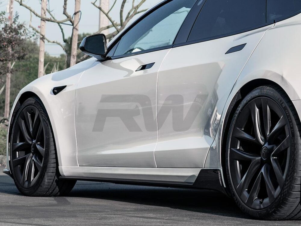 RW Carbon Tesla Model S / Plaid Carbon Fiber Side Skirt Extensions