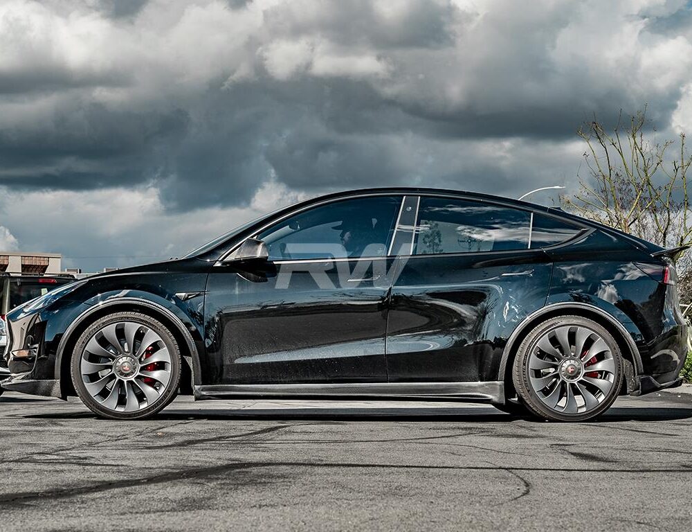 Alternative view of RW Carbon Tesla Model Y Carbon Fiber Wheel Arches