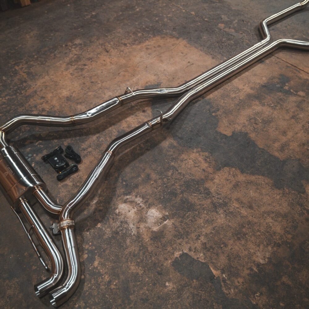 Alternative view of Valvetronic Designs BMW Alpina XB7 / X7 M50i / X7 M60i Valved Sport Exhaust System