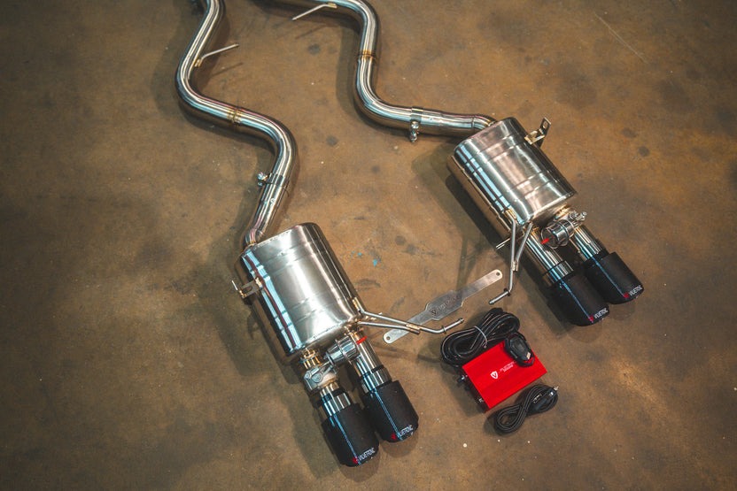 Alternative view of Valvetronic Designs BMW E9x M3 Valved Sport Exhaust System (V2)
