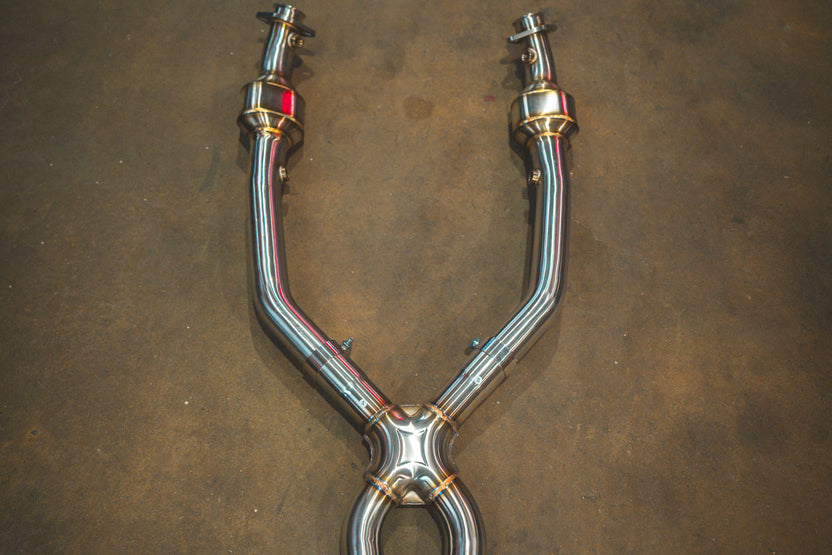 Alternative view of Valvetronic Designs BMW M3 E9x V2 Midpipe