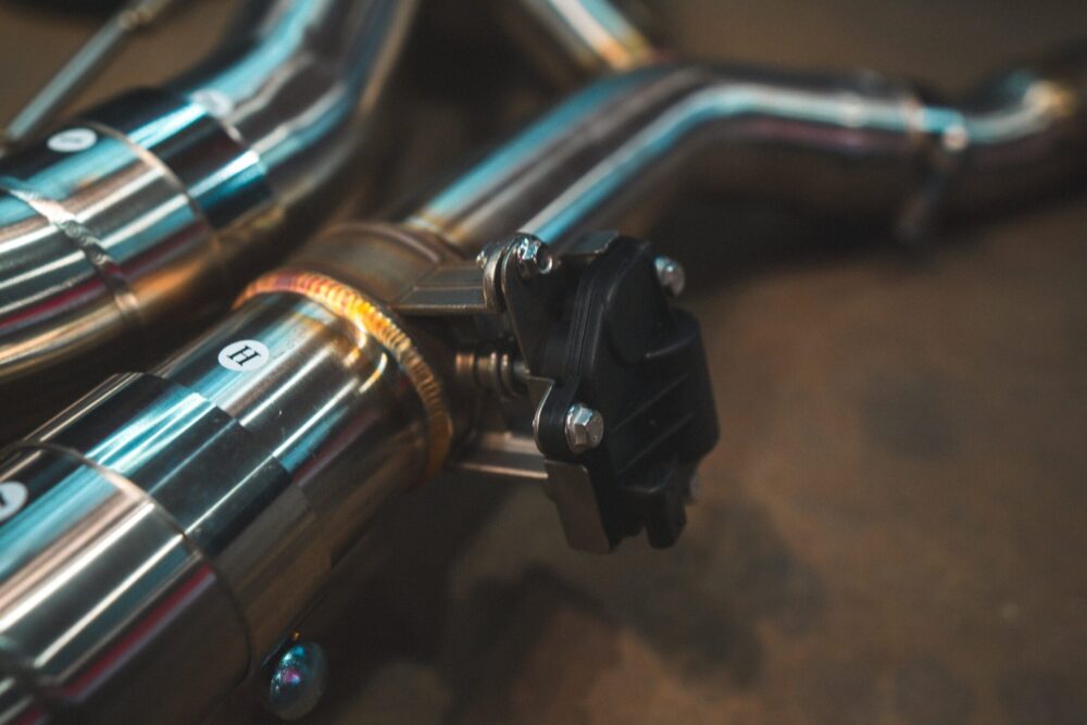 Valvetronic Designs BMW X5M / X6M F95 / F96 Valved Sport Exhaust System - Image 7