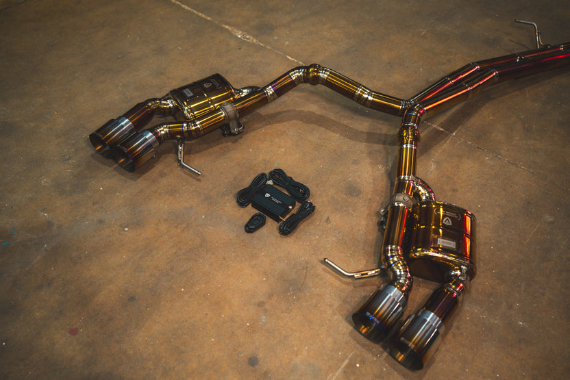 Alternative view of Valvetronic Designs Valved Sport Exhaust System for Porsche Macan