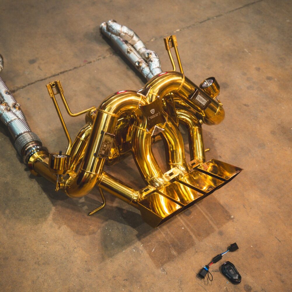 Alternative view of Valvetronic Designs Lamborghini Aventador LP700 / S / SV Valved Sport Exhaust System