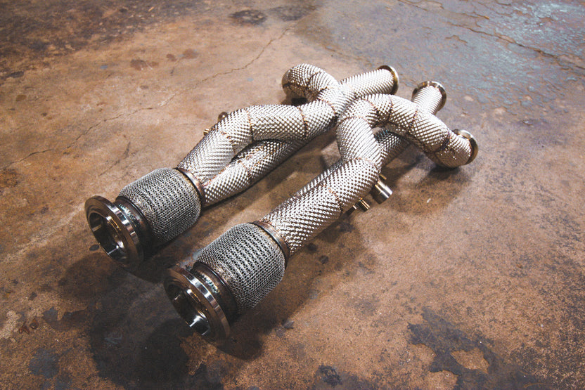 Alternative view of Valvetronic Designs Lamborghini Aventador / S / SV / SVJ Free Flow Front Pipes - Equal Length