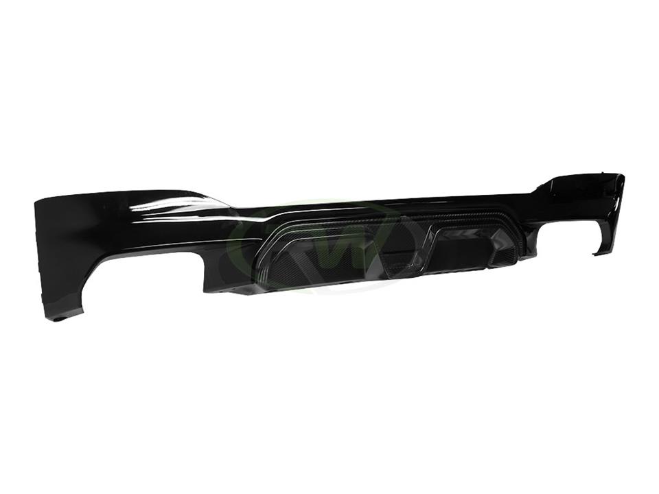 Alternative view of RW Carbon BMW G30 5-Series CS Style Carbon Fiber Diffuser