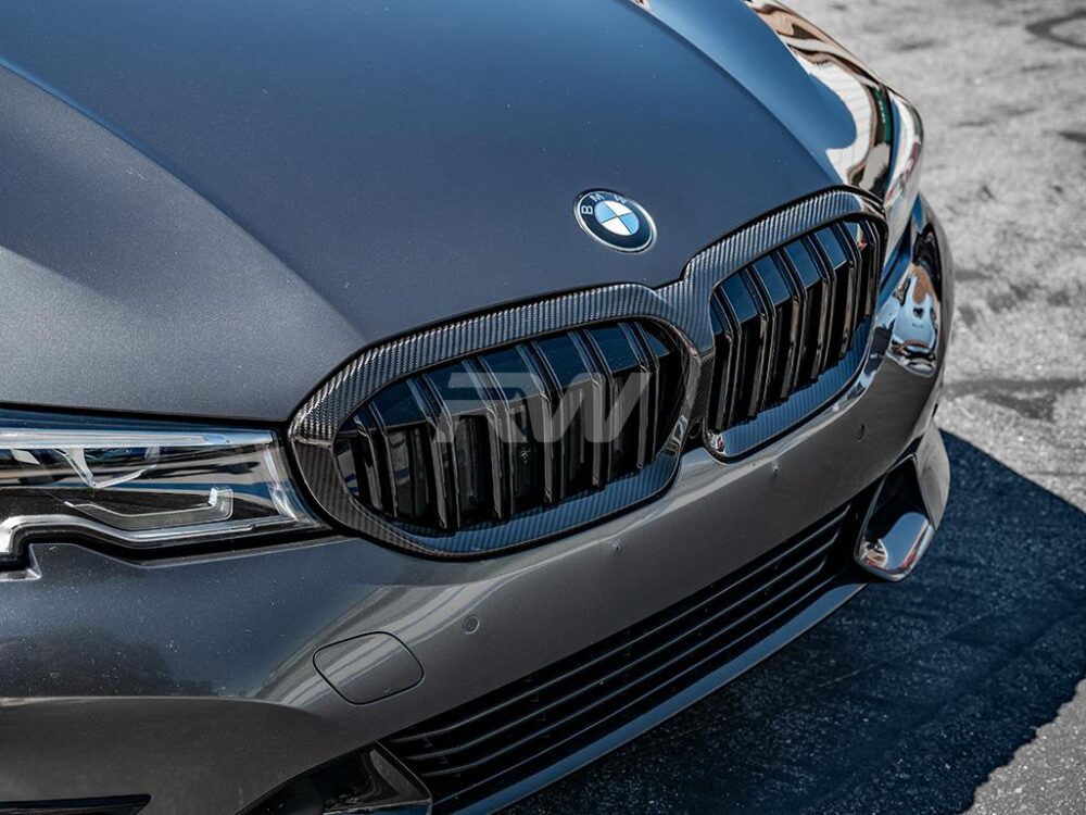RW Carbon RW Carbon BMW G01 X3 G02 X4 LCI Carbon Fiber Grille Surround - Image 8