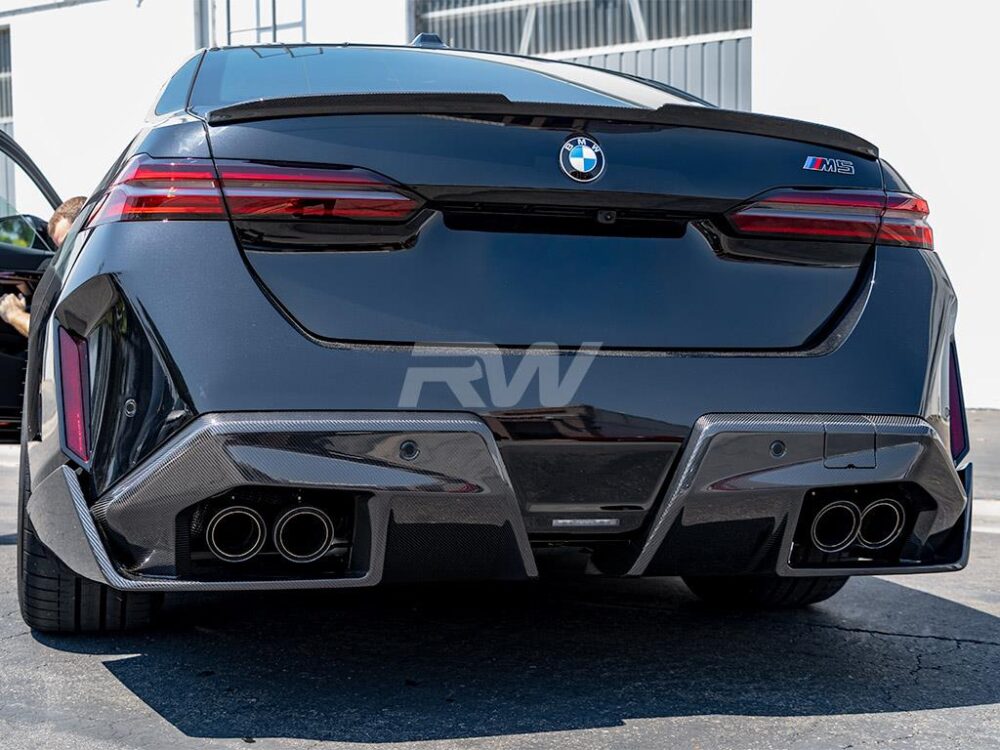 RW Carbon BMW G90/G99 M5 Performance Style CF Diffuser - Image 2